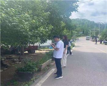 萬通公司組織，農(nóng)村特色公路觀摩活動