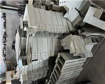  鏟冰除雪保暢通——萬(wàn)通人在行動(dòng)